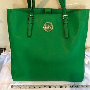 Michael Kors Tote